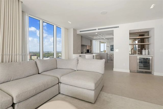 5 of 34 - 17875 Collins Avenue #3906, Sunny Isles Beach, FL