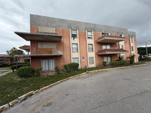 3 of 21 - 17650 Nw 68th Avenue #a2008, Hialeah, FL