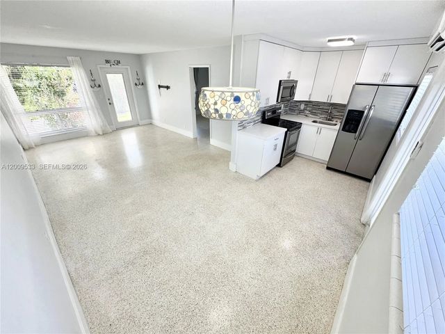 4 of 19 - 1601 Se 15 #1b, Fort Lauderdale, FL