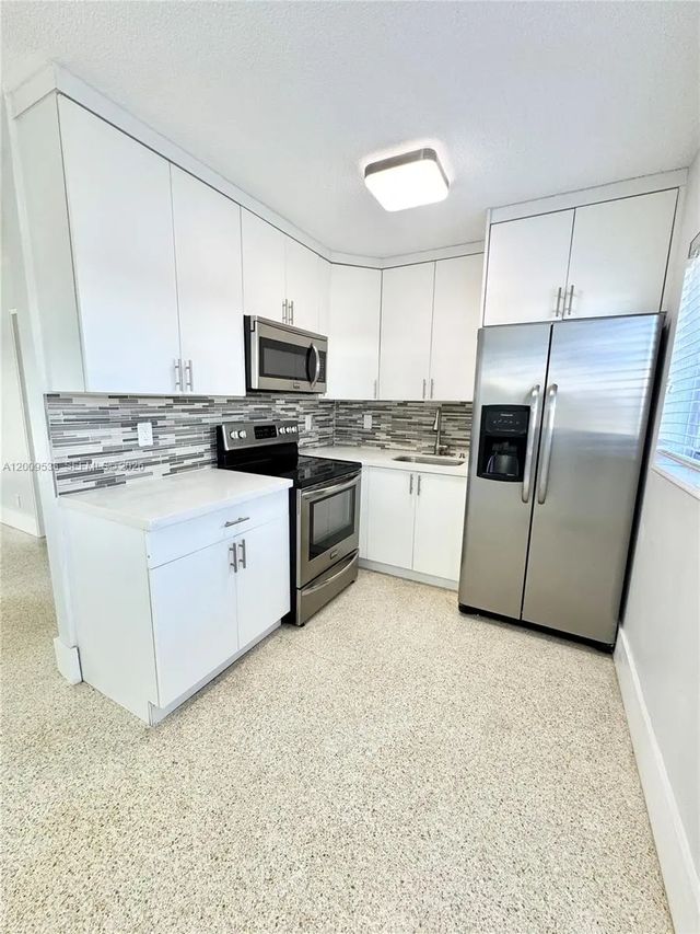5 of 19 - 1601 Se 15 #1b, Fort Lauderdale, FL