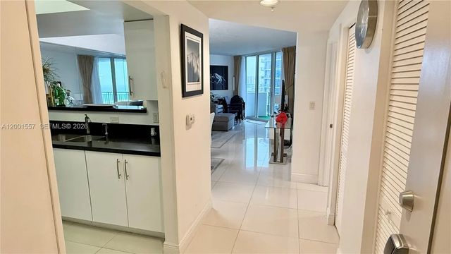 4 of 47 - 17375 Collins Avenue #1006, Sunny Isles Beach, FL