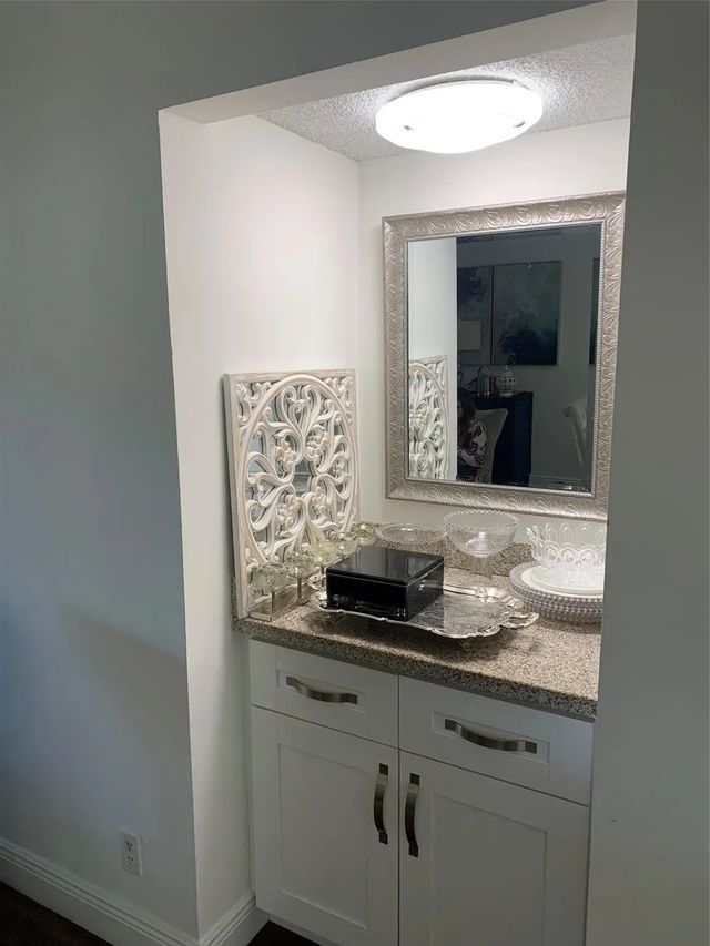 2 of 24 - 9273 Sw 8th Street #206, Boca Raton, FL
