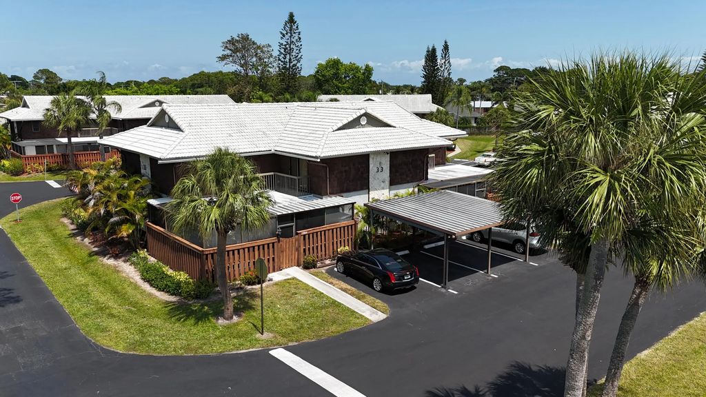 3302 Se Guinevere Lane #b, Port St. Lucie
