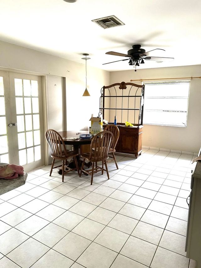 2 of 9 - 234 Sandpiper Avenue, Royal Palm Beach, FL