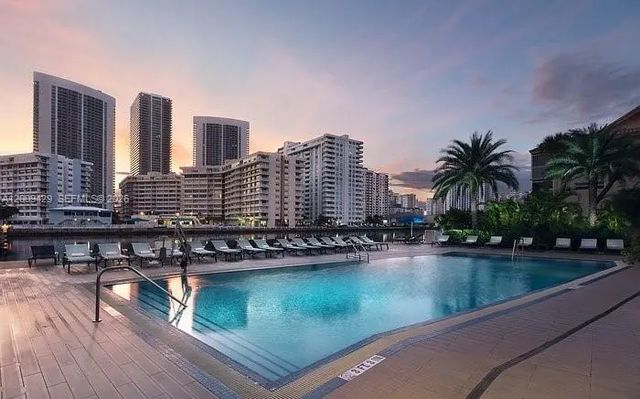 2602 E Hallandale Beach Boulevard #r1708, Hallandale Beach