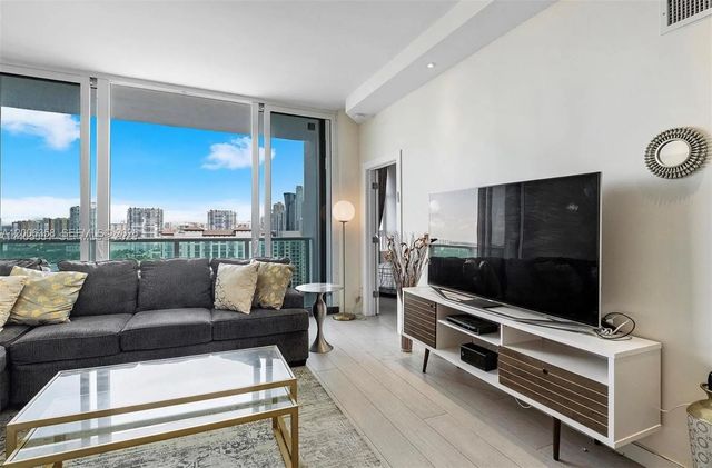 3 of 13 - 100 Bayview Drive #ph31, Sunny Isles Beach, FL