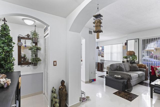 3 of 35 - 8912 W Flagler,  Street #111, Miami, FL