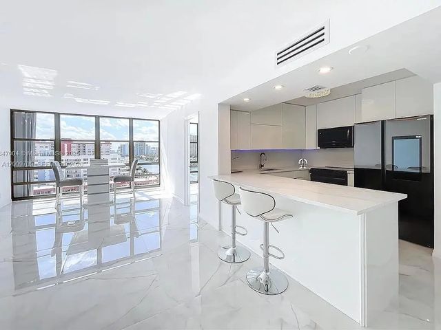 2017 S Ocean Drive #1206, Hallandale Beach