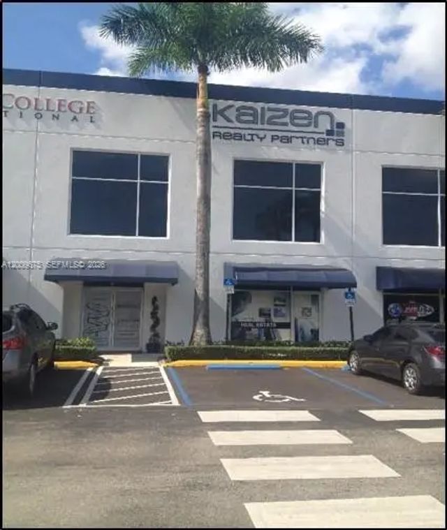 7500 Nw 25th Street #114, Miami