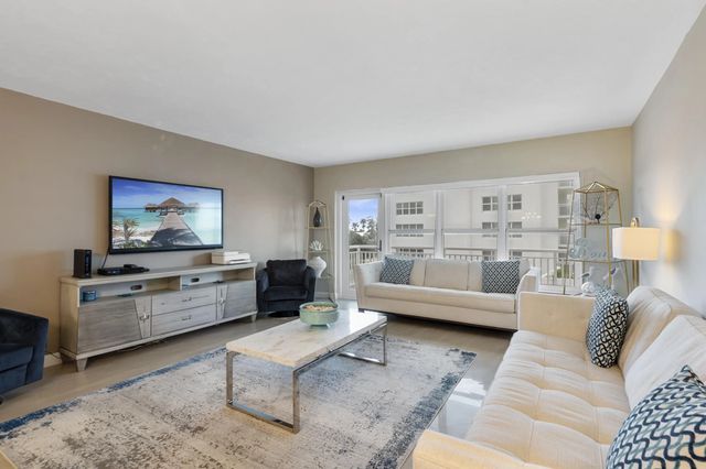 4 of 40 - 3850 Galt Ocean Drive #308, Fort Lauderdale, FL