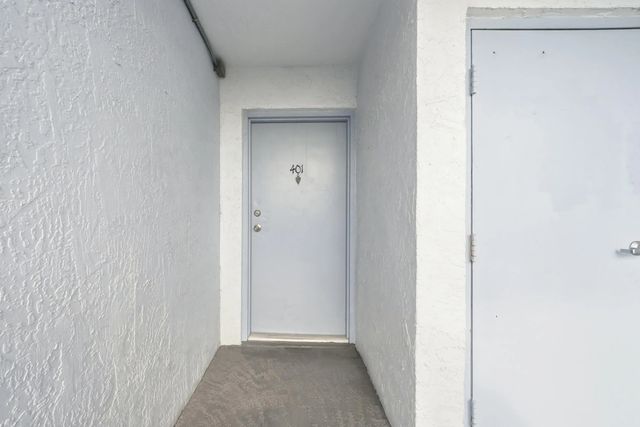 2 of 25 - 1221 Sw 122nd Avenue #401, Miami, FL