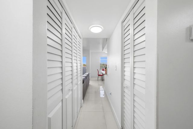 3 of 25 - 1221 Sw 122nd Avenue #401, Miami, FL