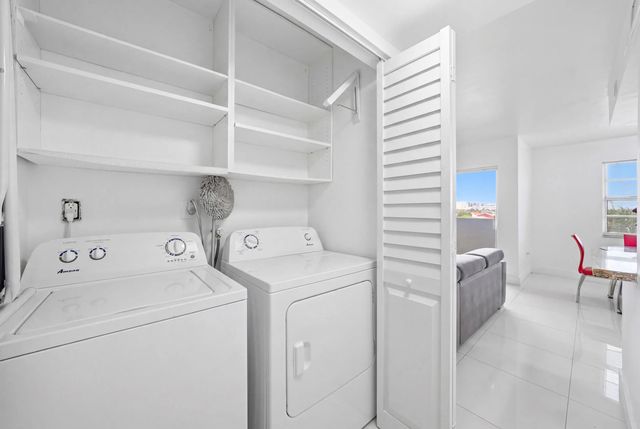 4 of 25 - 1221 Sw 122nd Avenue #401, Miami, FL