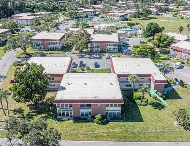 3 of 36 - 28 Pine Arbor Lane #101, Vero Beach, FL