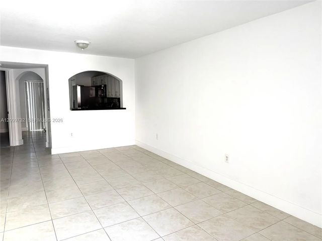 2 of 14 - 1260 Se 28th Court #104, Homestead, FL
