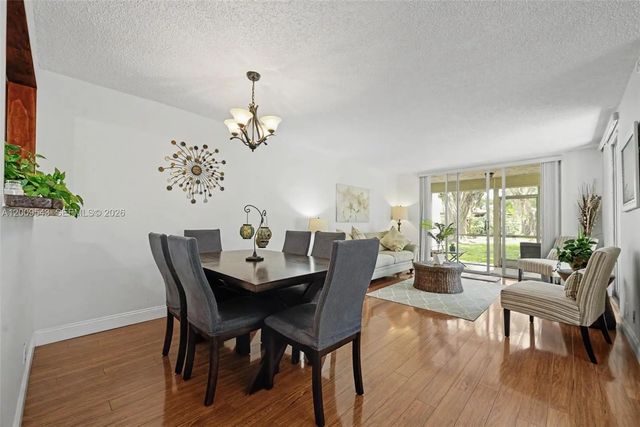 5 of 55 - 9340 Lagoon Place #110, Davie, FL