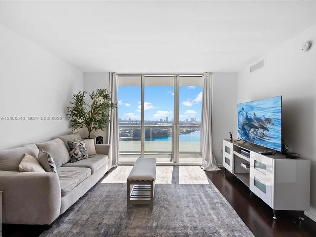 3 of 49 - 50 Biscayne Boulevard #3308, Miami, FL