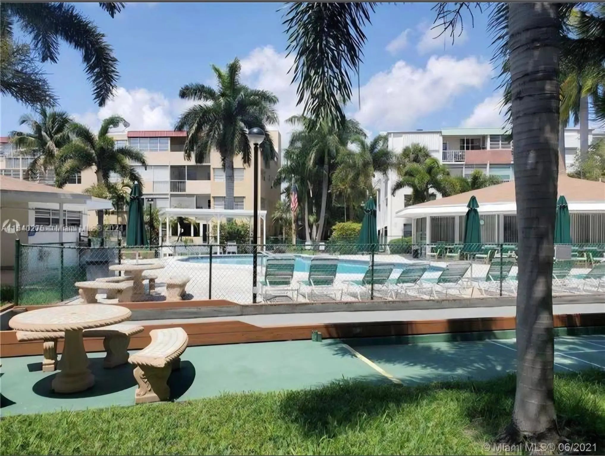1333 E Hallandale Beach Boulevard #305, Hallandale Beach