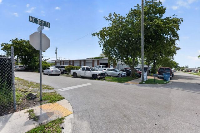 3 of 13 - 824 Ne 3rd Street, Boynton Beach, FL