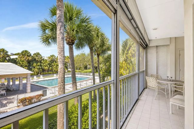 1600 Se Saint Lucie Boulevard Se #211, Stuart