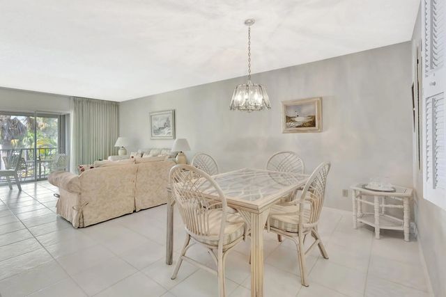4 of 41 - 1600 Se Saint Lucie Boulevard Se #211, Stuart, FL