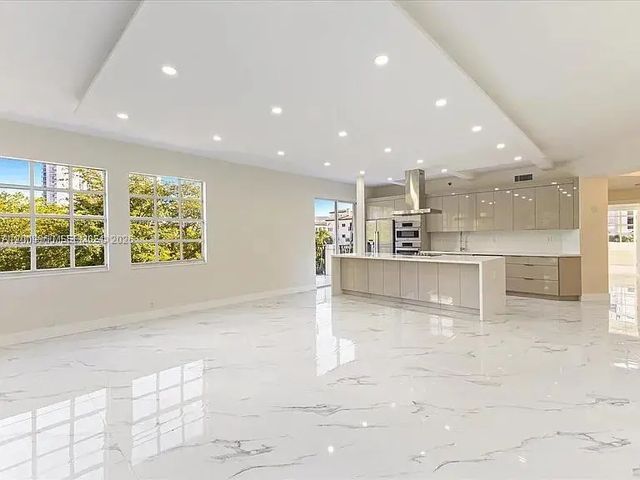 3 of 8 - 3900 Island Boulevard #b408, Aventura, FL