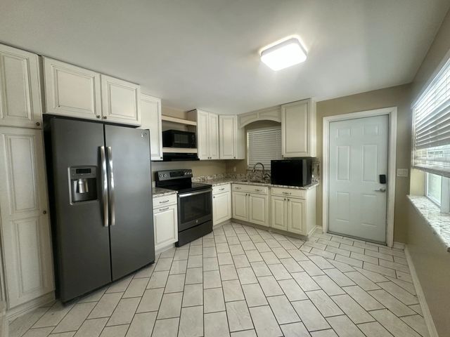 4 of 17 - 1005 Nw 5th Street, Okeechobee, FL