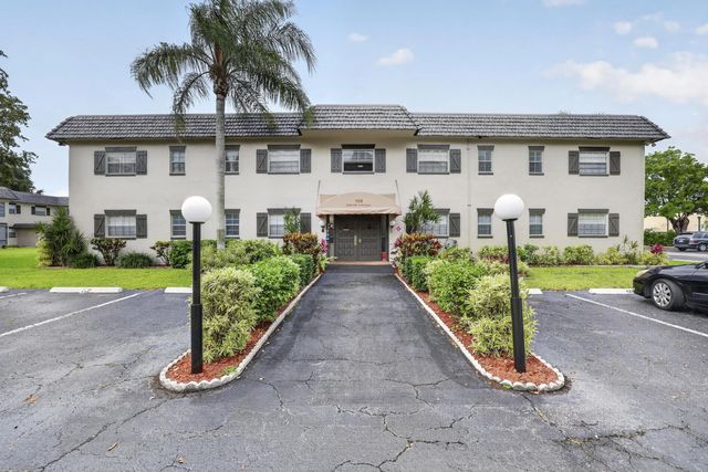 5681 Sw 2nd Court #106, Margate