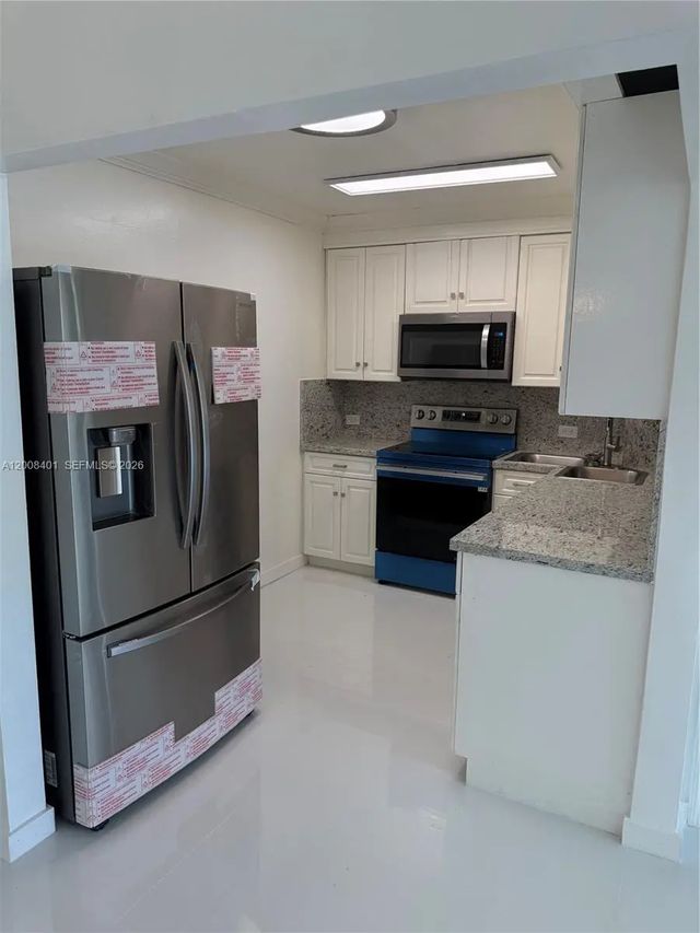 1625 Se 10th Avenue #101, Fort Lauderdale