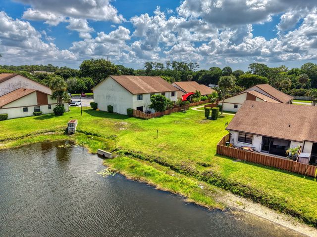 5 of 67 - 1030 Parkside Green Drive #a, Greenacres, FL