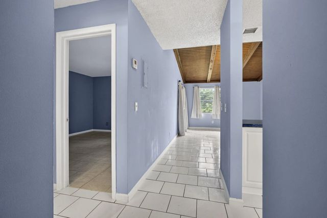 5 of 33 - 4661 Perth Road, West Palm Beach, FL