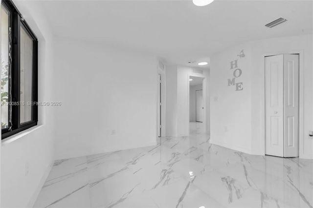 4 of 25 - 152 Nw 18 Street, Homestead, FL