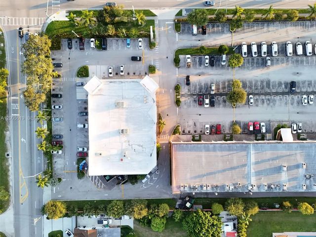 5 of 12 - 12711 Sw 42nd Street, Miami, FL