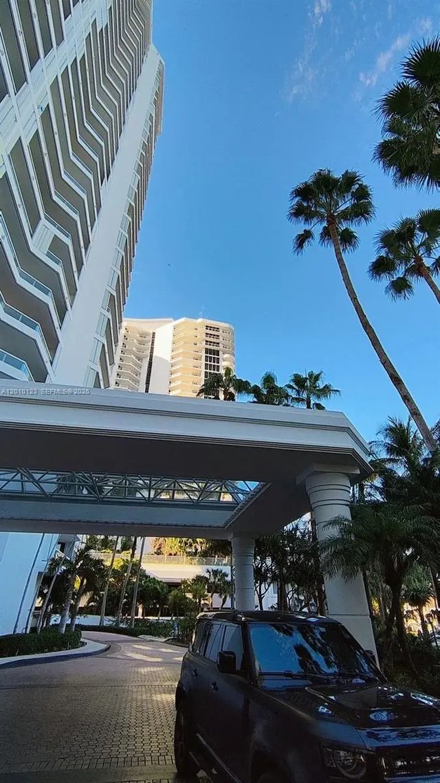5 of 40 - 21150 Point Place #1202, Aventura, FL