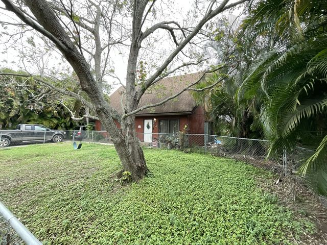 6640 Riggers Road, Lake Worth