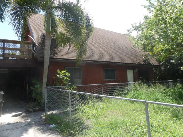 3 of 20 - 6640 Riggers Road, Lake Worth, FL