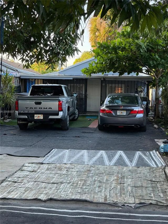 1111 Nw 26th Street, Miami