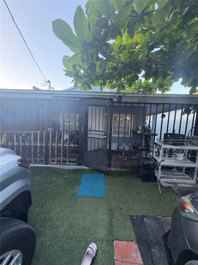 5 of 23 - 1111 Nw 26th Street, Miami, FL