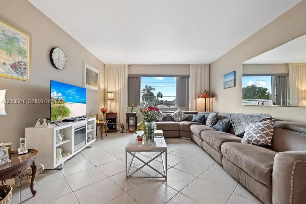 400 S Cypress Road #424, Pompano Beach