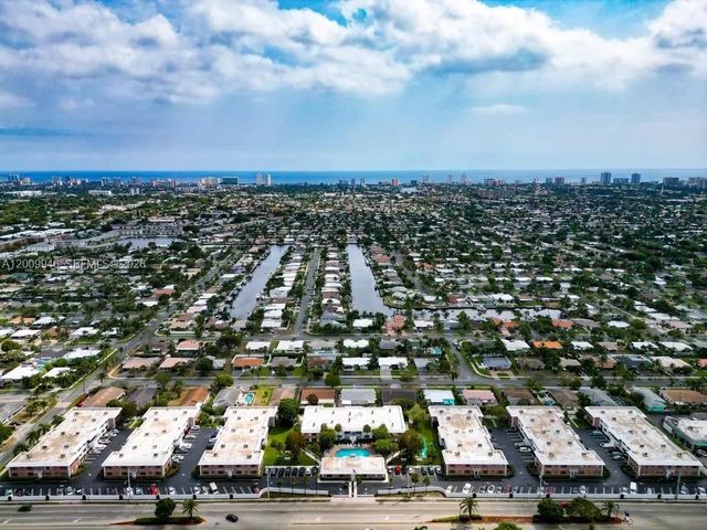 3 of 29 - 400 S Cypress Road #424, Pompano Beach, FL