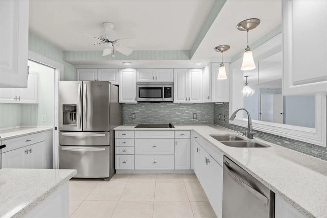 3 of 31 - 1903 Bay Road #206, Vero Beach, FL