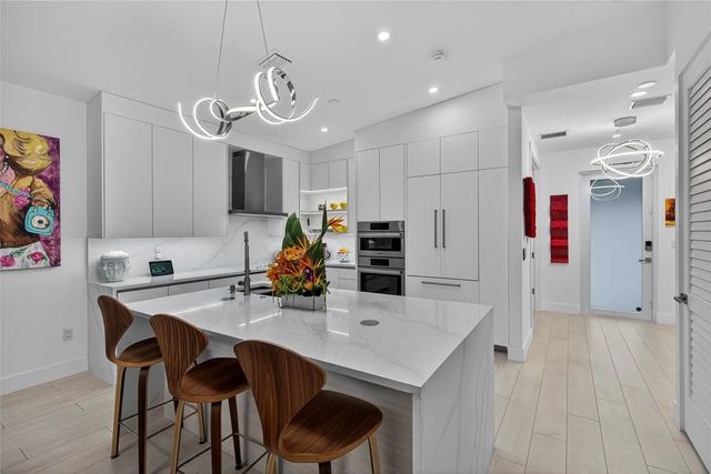 3 of 47 - 21 Ne 25th Street, Wilton Manors, FL
