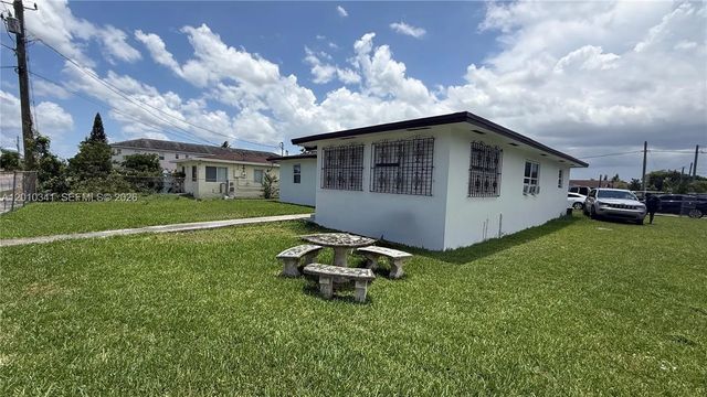 3 of 18 - 1334 Nw 6th Avenue, Florida City, FL