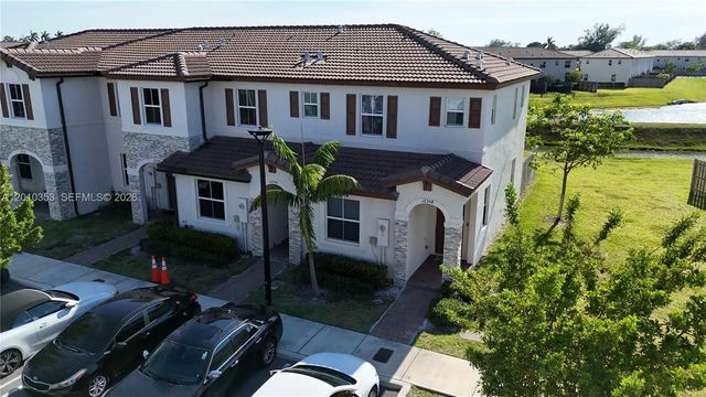 4 of 23 - 12308 Nw 23rd Court #12308, Miami, FL