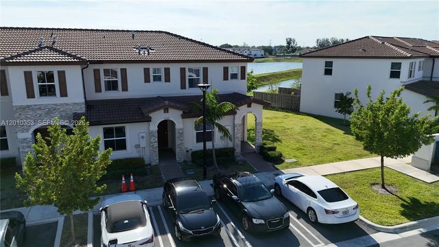 5 of 23 - 12308 Nw 23rd Court #12308, Miami, FL