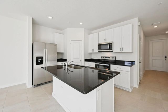 5 of 15 - 654 Salisbury Circle, Fort Pierce, FL