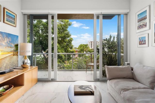 2 of 34 - 545 Sw 11th Street #208, Miami, FL