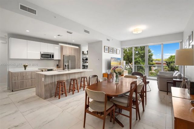 4 of 34 - 545 Sw 11th Street #208, Miami, FL