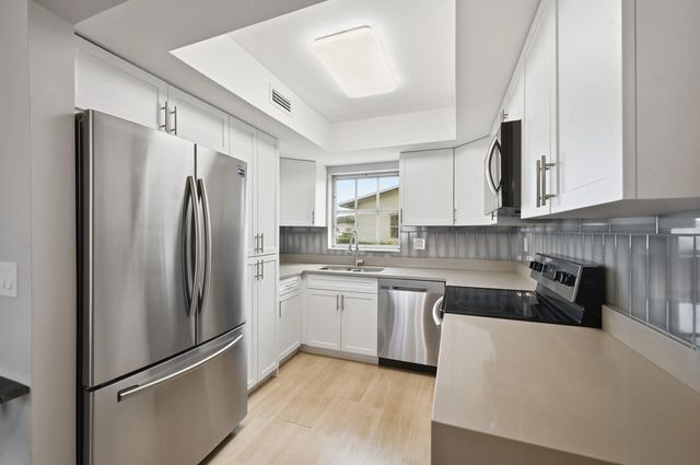 2 of 30 - 2680 Barkley Drive E #c, West Palm Beach, FL