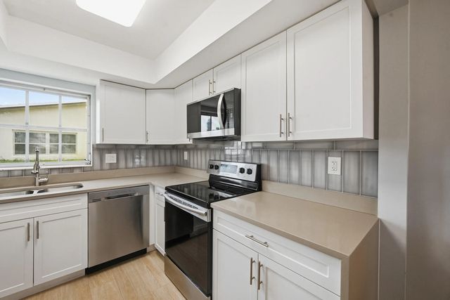 3 of 30 - 2680 Barkley Drive E #c, West Palm Beach, FL